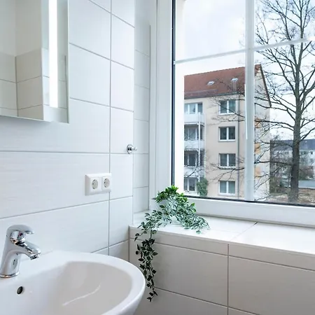 Atelierwohnung Am Stadtpark 아파트 *