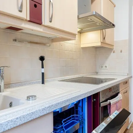 Atelierwohnung Am Stadtpark 아파트 켐니츠