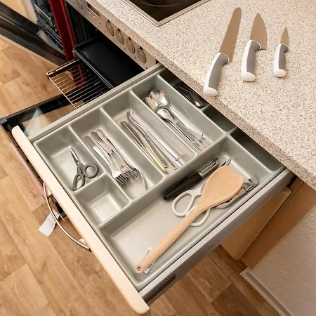 아파트 Atelierwohnung Am Stadtpark 켐니츠