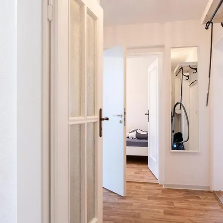 Atelierwohnung Am Stadtpark Apartment