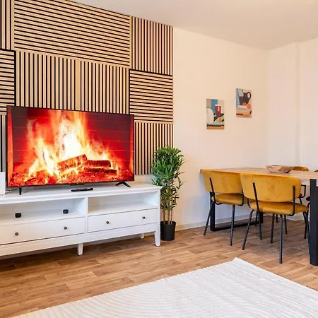 Atelierwohnung Am Stadtpark * 켐니츠